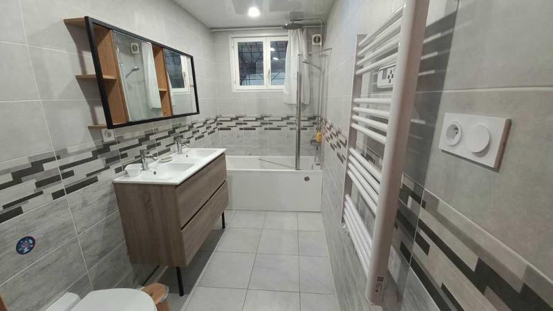 Maison - 103 m² - 5 pièces