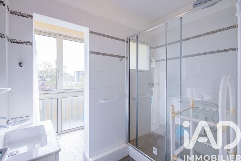 Appartement - 93 m² - 4 pièces