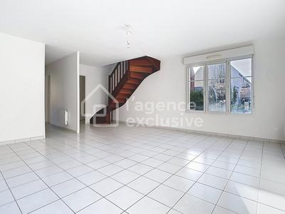 Maison - 88 m² - 4 pièces