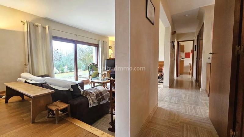 Maison - 180 m² - 7 pièces