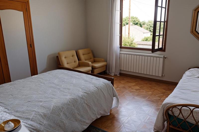 Maison - 196 m² - 7 pièces