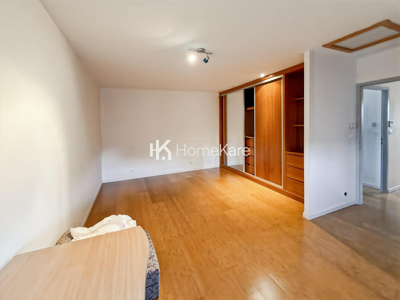 Maison - 224 m² - 6 pièces