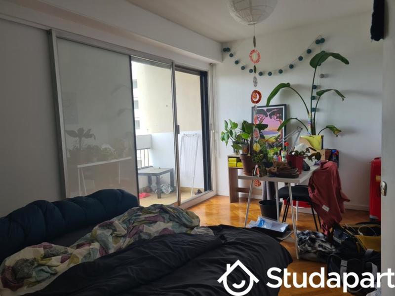 Chambre - 13 m² - 1 pièce