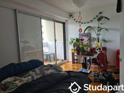 Chambre - 13 m² - 1 pièce