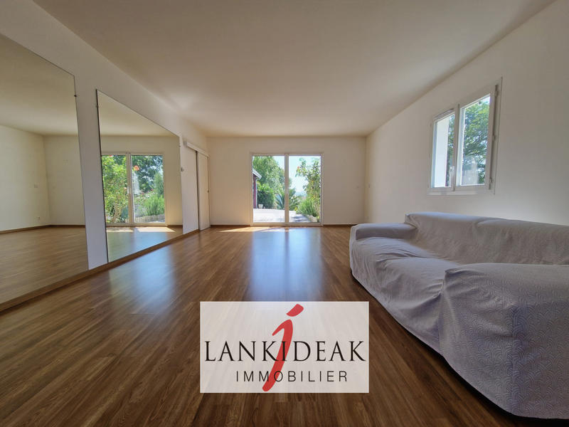 Maison - 146 m² - 5 pièces