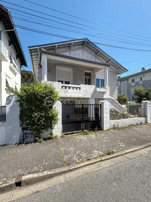 Maison traditionnelle - 110 m² - 4 pièces