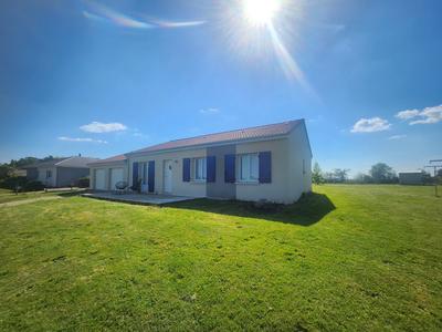 Maison - 88 m² - 5 pièces