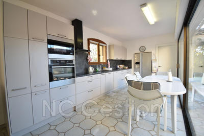 Maison - 160 m² - 3 pièces