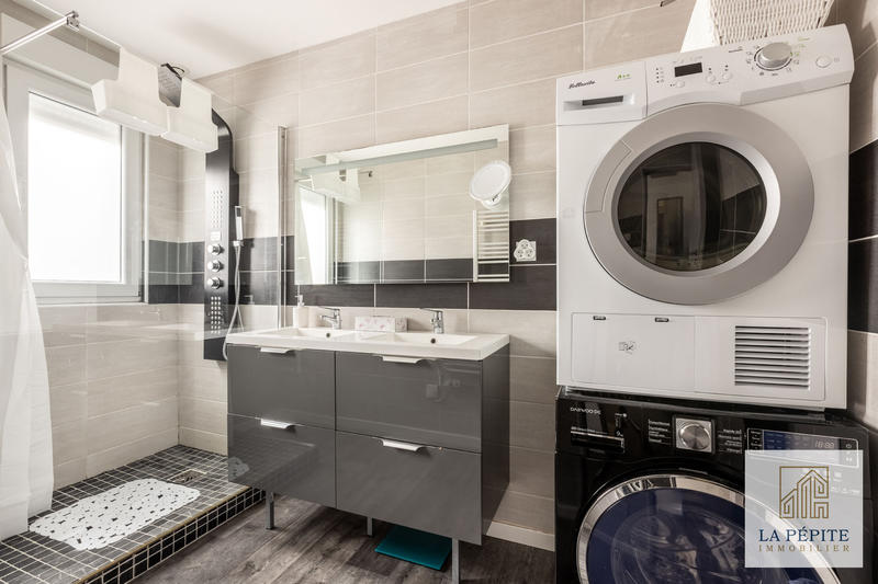 Maison - 106 m² - 4 pièces