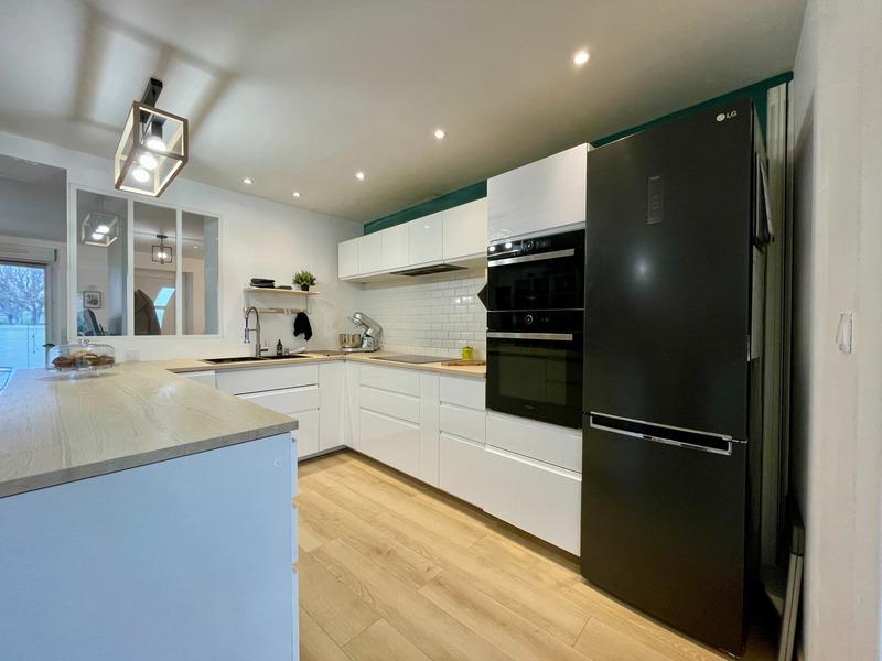 Maison - 143 m² - 5 pièces