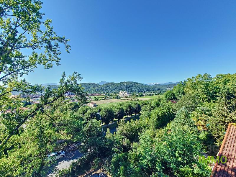 Appartement - 128 m² - 5 pièces