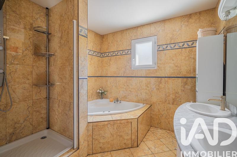 Maison - 134 m² - 3 pièces