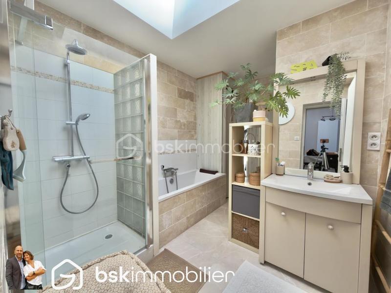 Maison - 170 m² - 6 pièces