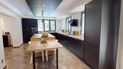 Maison - 150 m² - 5 pièces