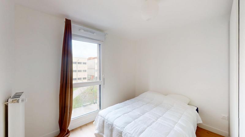 Appartement - 99 m² - 4 pièces