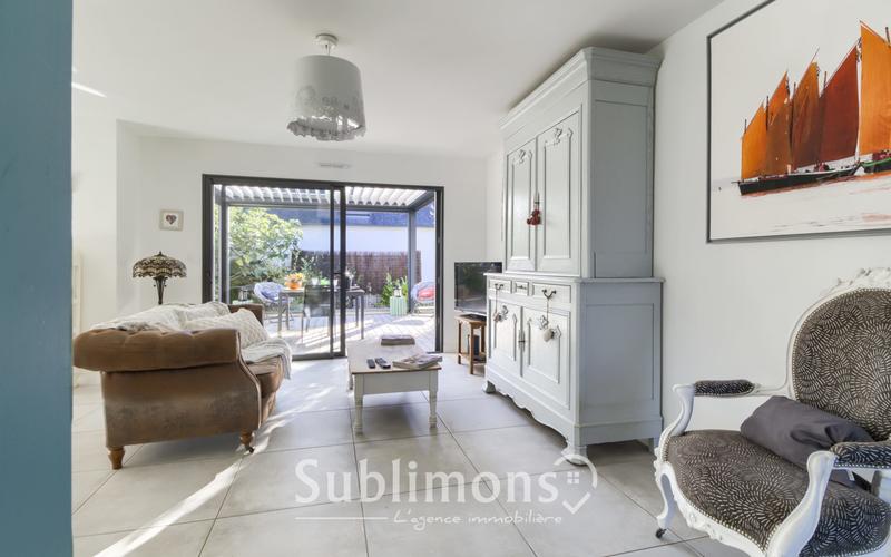 Maison - 122 m² - 6 pièces