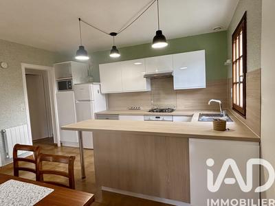 Maison - 74 m² - 4 pièces