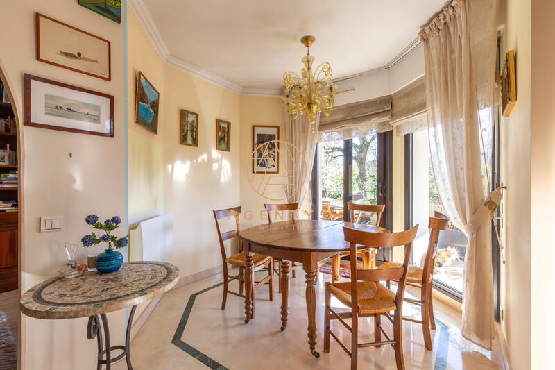 Appartement - 86 m² - 4 pièces