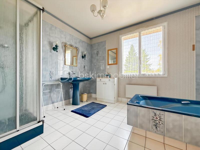 Maison - 156 m² - 5 pièces