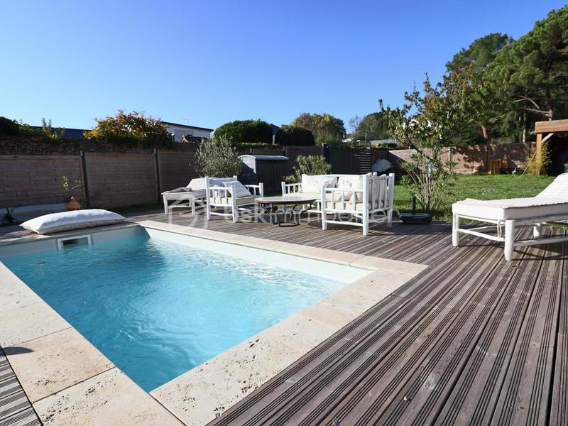 Maison de maîtres - 198 m² - 6 pièces