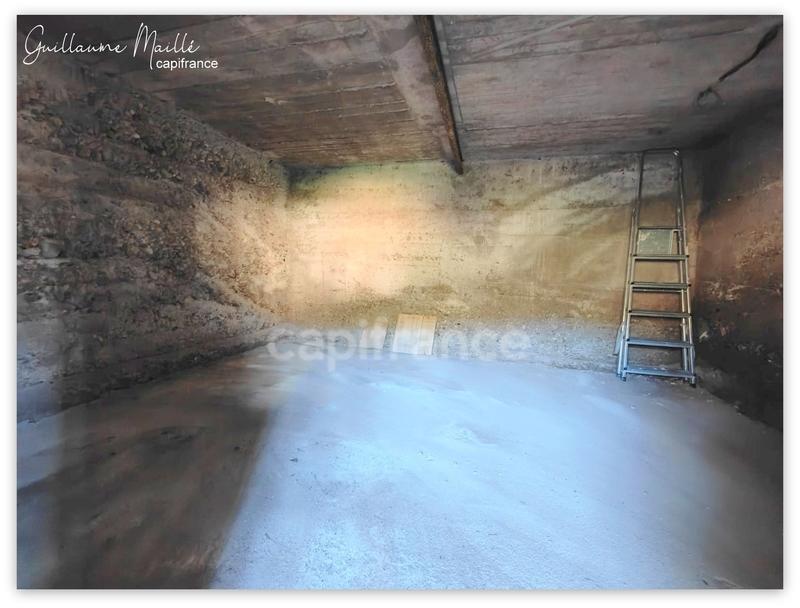 Maison - 80 m² - 4 pièces