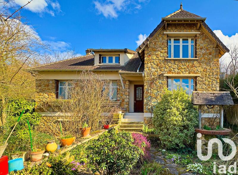 Maison - 144 m² - 6 pièces