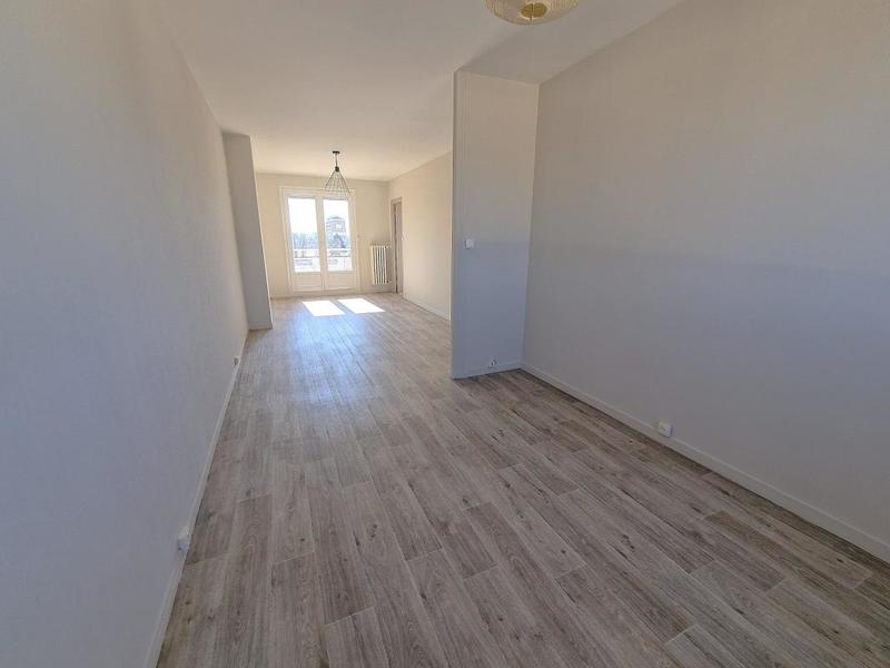 Appartement ancien - 61 m² - 4 pièces