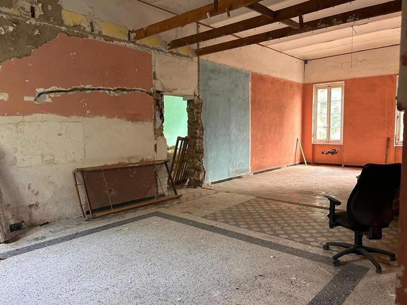 Immeuble - 1 500 m² - 30 pièces