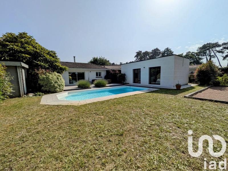 Maison - 162 m² - 5 pièces