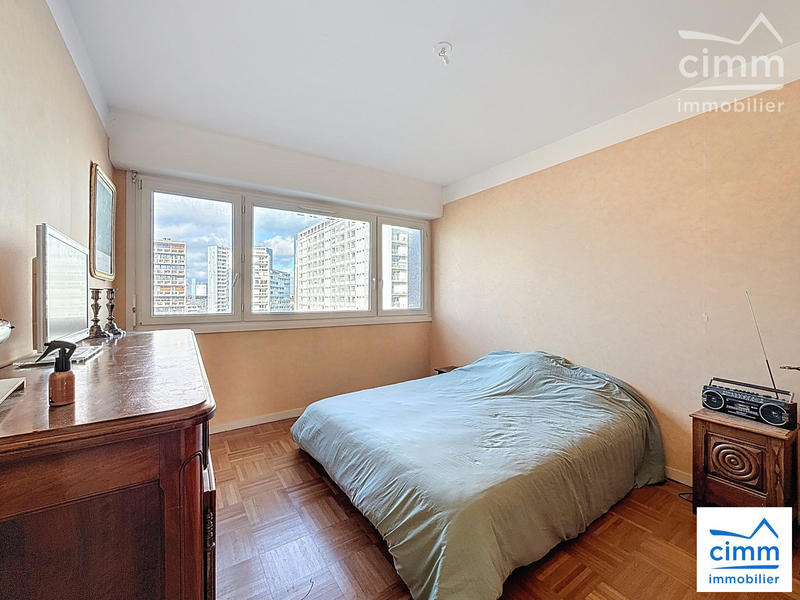 Appartement - 76 m² - 5 pièces