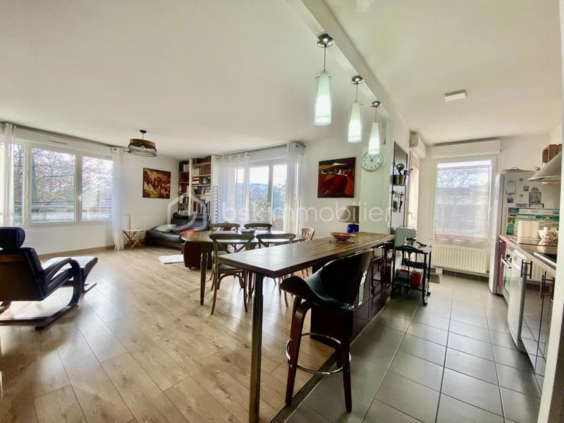 Appartement - 74 m² - 3 pièces