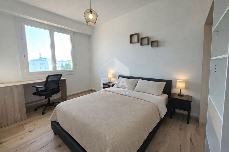 Appartement - 85 m² - 4 pièces