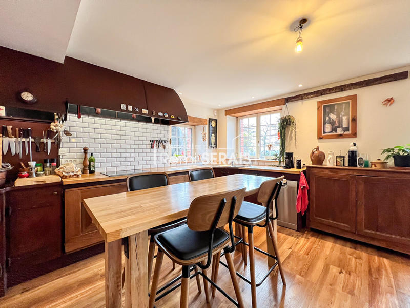 Maison - 187 m² - 5 pièces