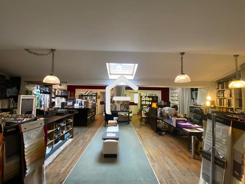 Local d'activité / Entrepôt - 390 m²