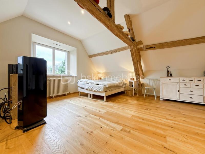 Maison ancienne - 181 m² - 6 pièces