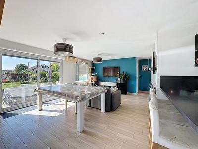 Maison - 120 m² - 7 pièces