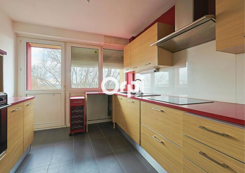 Appartement - 85 m² - 3 pièces