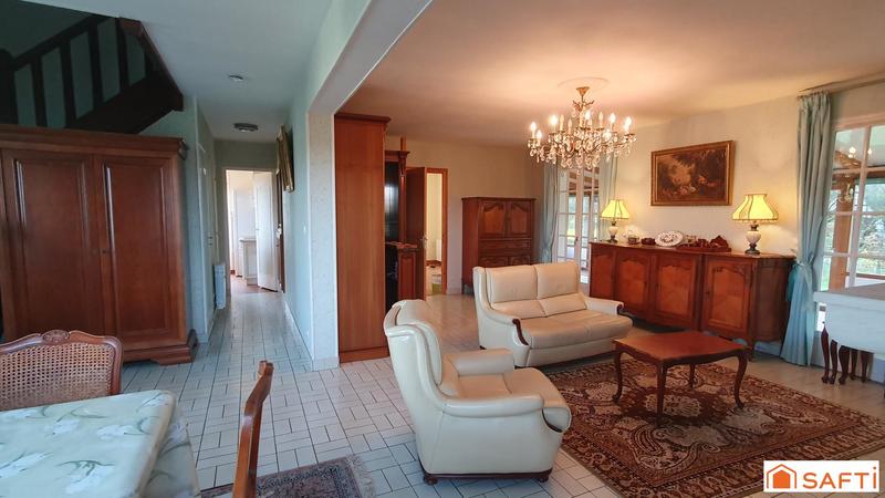 Maison - 168 m² - 7 pièces