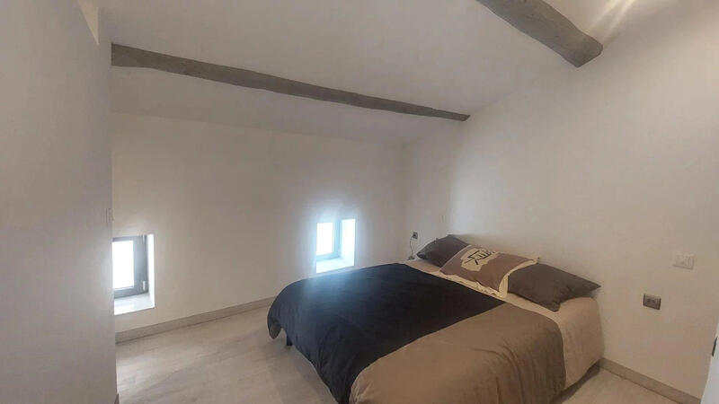 Maison traditionnelle - 84 m² - 4 pièces