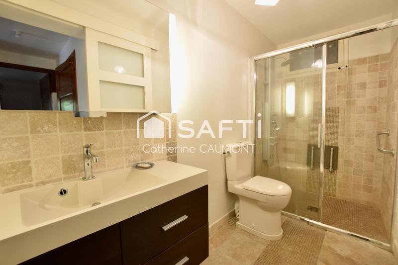 Maison - 208 m² - 8 pièces