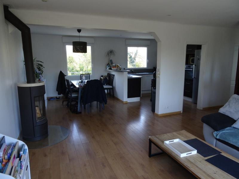 Maison - 122 m² - 7 pièces