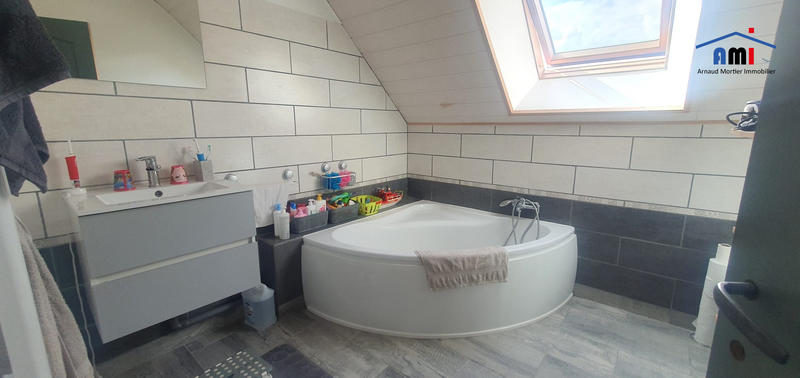 Maison - 124 m² - 5 pièces