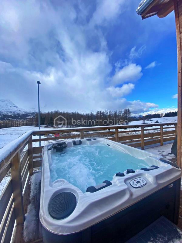 Châlet - 220 m² - 9 pièces