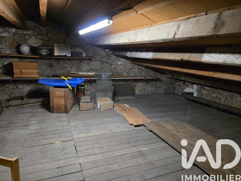 Maison - 181 m² - 6 pièces