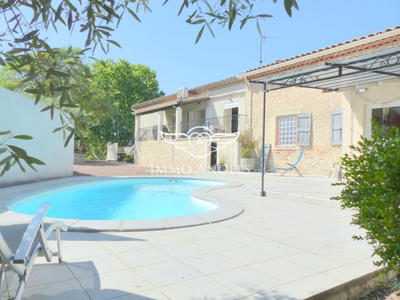 Maison - 98 m² - 4 pièces