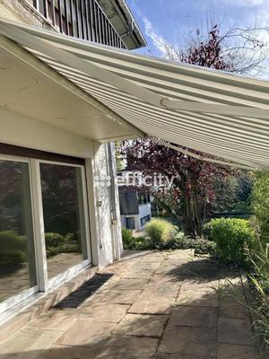 Immeuble - 260 m² - 8 pièces