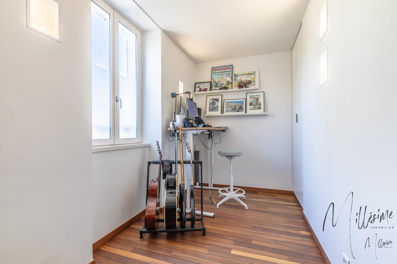 Maison - 166 m² - 7 pièces