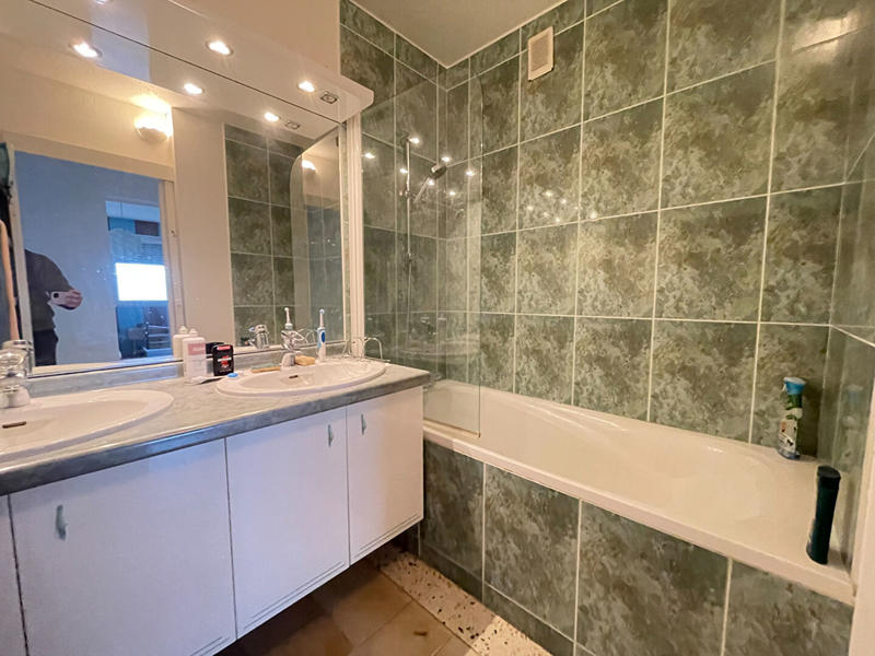 Appartement - 110 m² - 6 pièces