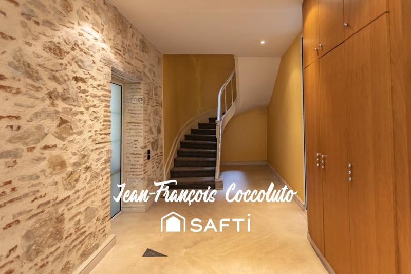 Maison de maîtres - 446 m² - 15 pièces