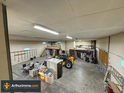 Bureau - 474 m² - 3 pièces